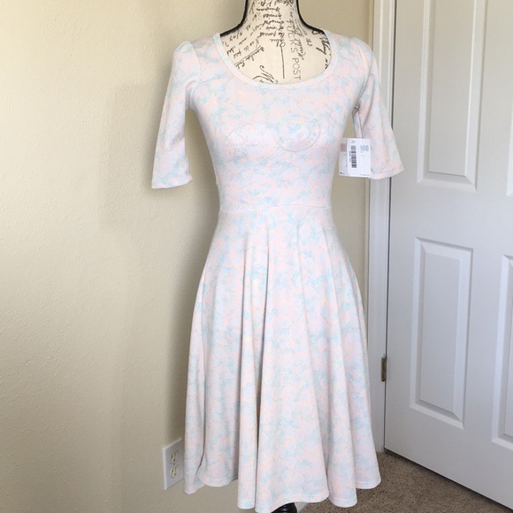 LuLaRoe Dresses & Skirts - LuLaRoe Nicole Dress Coral & Blue Floral Sz XXS